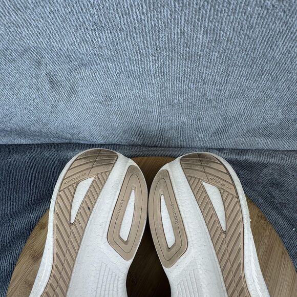 Saucony Running Shoes Womens Size 8.5 White Mesh Road Neutral Cushion S10924-242 - Picture 8 of 10